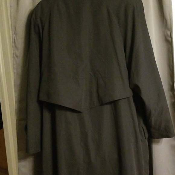 Woman's Trenchcoat Unbranded Black NO LINER size 6 GUC READ - Picture 5 of 8